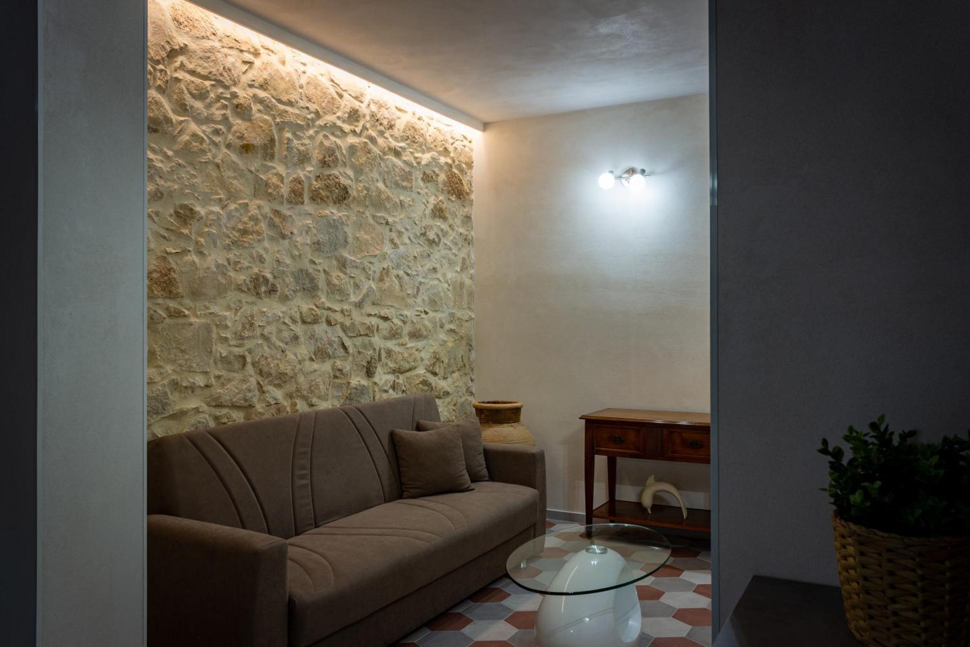 Elorino Chic&Relax Apartment Rosolini Exterior photo